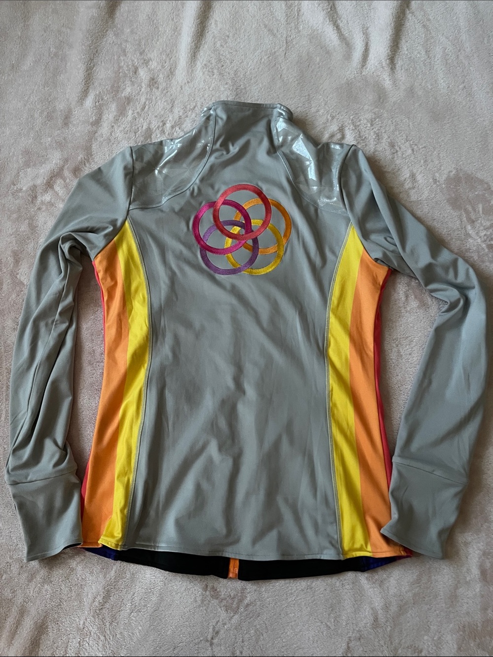 Crowned Athletics Geodesic Icon Reversible Jacket - Picture 4 of 8